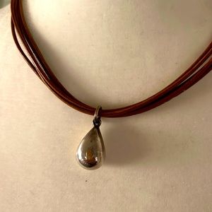 Uno de 50 matching leather choker and silver bracelet. Authentic. Beautiful set.